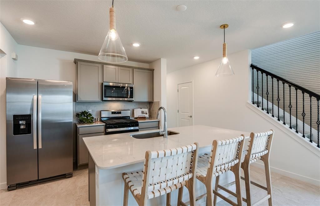 For Sale: $313,580 (3 beds, 2 baths, 1498 Square Feet)
