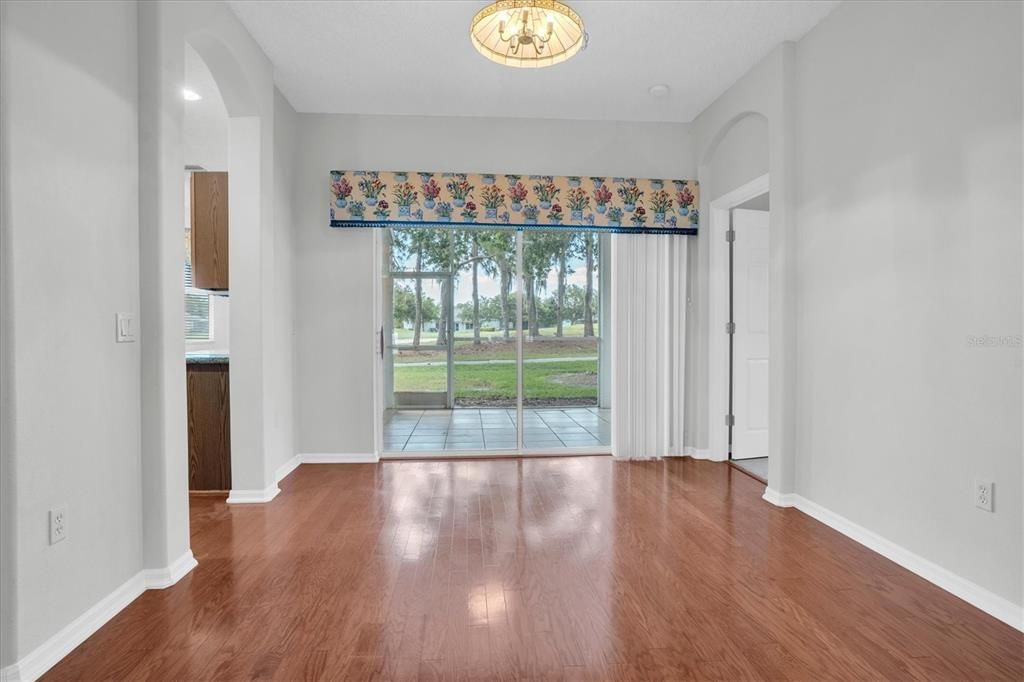 En Renta: $2,790 (3 camas, 2 baños, 1952 Pies cuadrados)