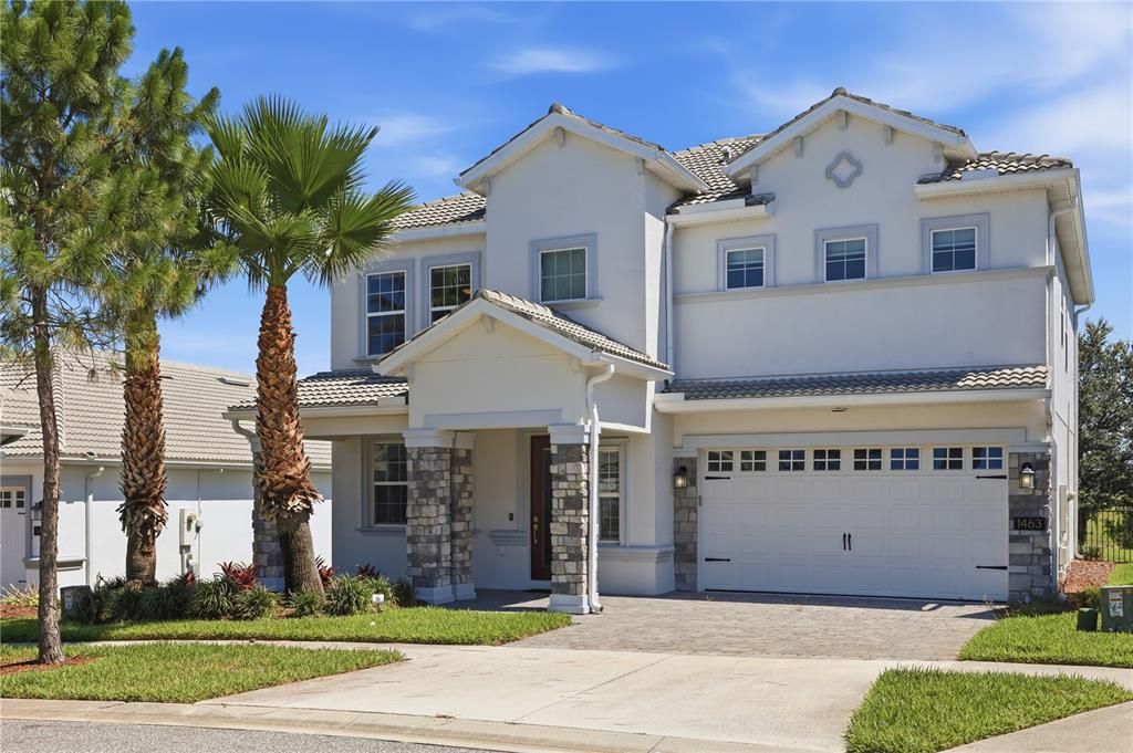 For Sale: $459,000 (4 beds, 2 baths, 2498 Square Feet)