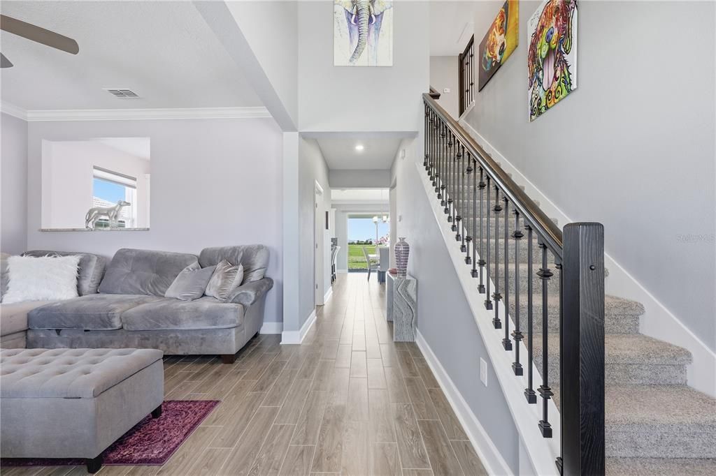 For Sale: $459,000 (4 beds, 2 baths, 2498 Square Feet)