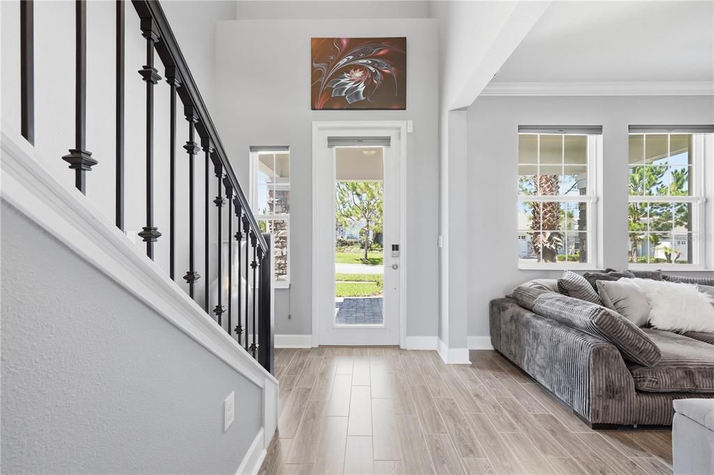 For Sale: $459,000 (4 beds, 2 baths, 2498 Square Feet)