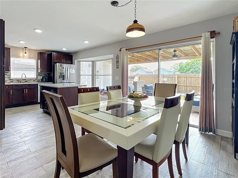 For Sale: $359,000 (3 beds, 2 baths, 1510 Square Feet)