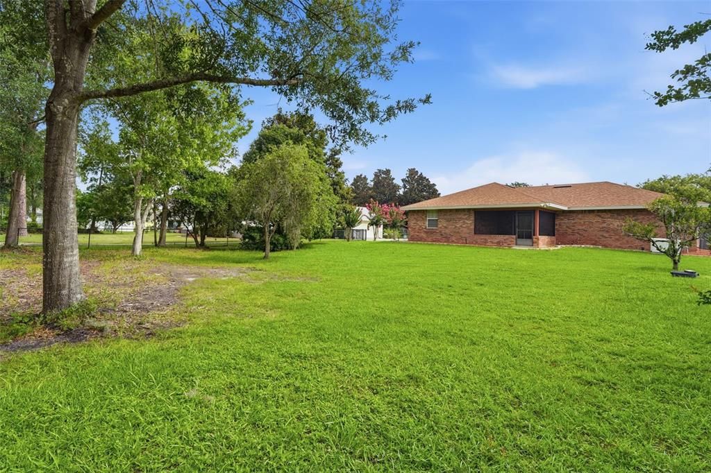 На продажу: $395,000 (3 спален, 2 ванн, 1665 Квадратных фут)