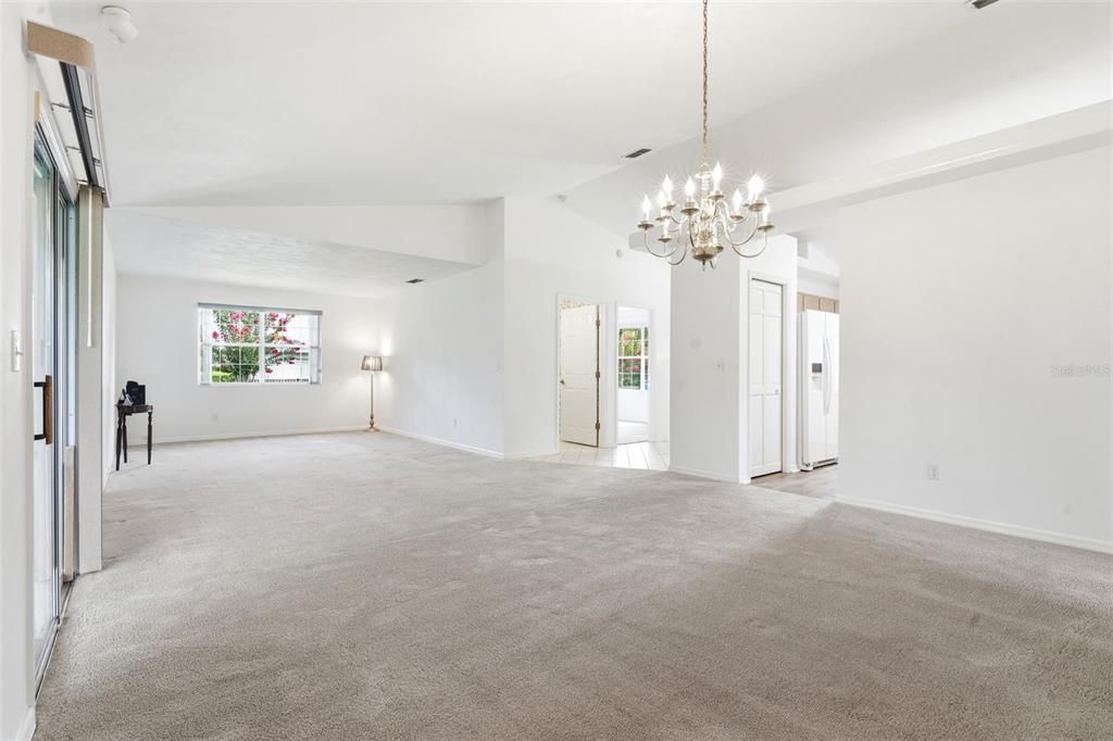 На продажу: $395,000 (3 спален, 2 ванн, 1665 Квадратных фут)