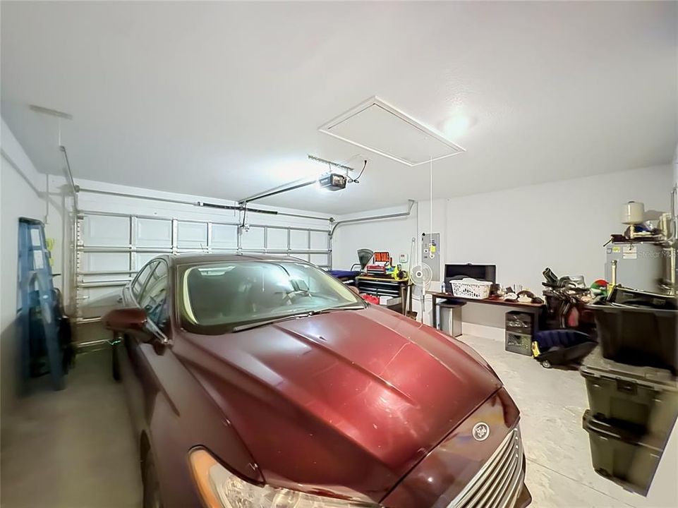На продажу: $330,000 (4 спален, 2 ванн, 1694 Квадратных фут)