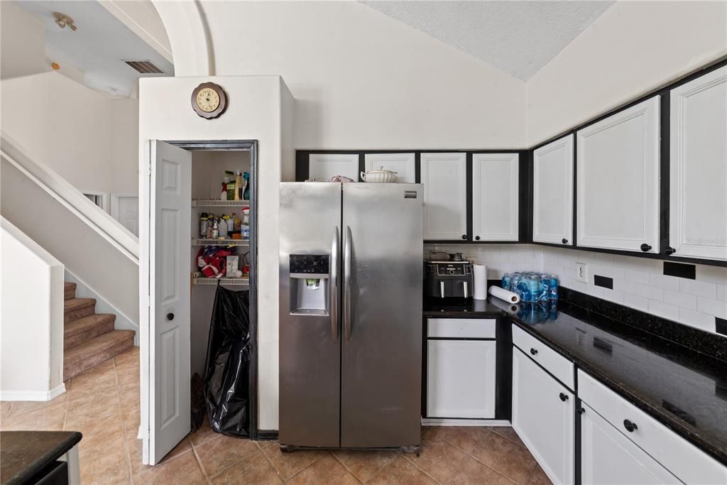 For Sale: $499,990 (4 beds, 2 baths, 2228 Square Feet)