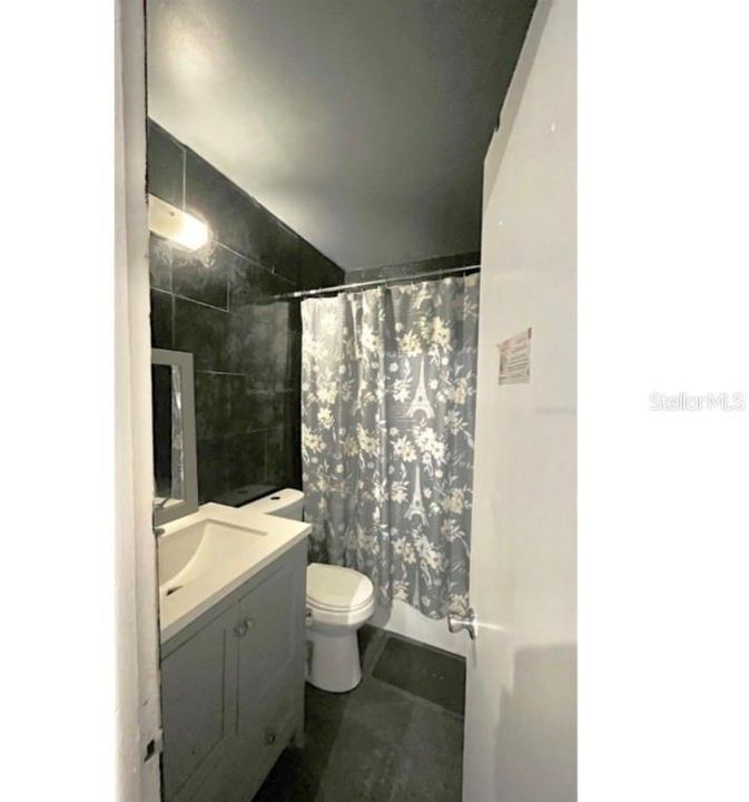 На продажу: $294,900 (3 спален, 1 ванн, 1152 Квадратных фут)