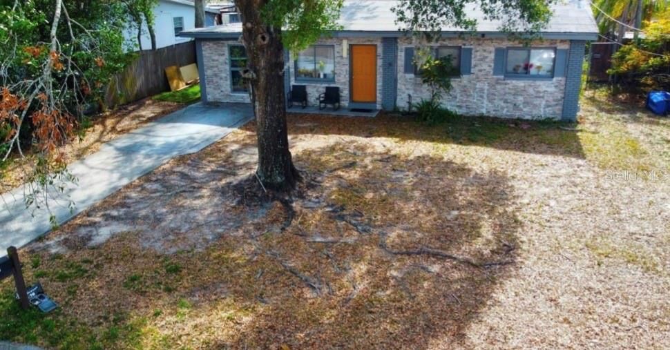 На продажу: $294,900 (3 спален, 1 ванн, 1152 Квадратных фут)