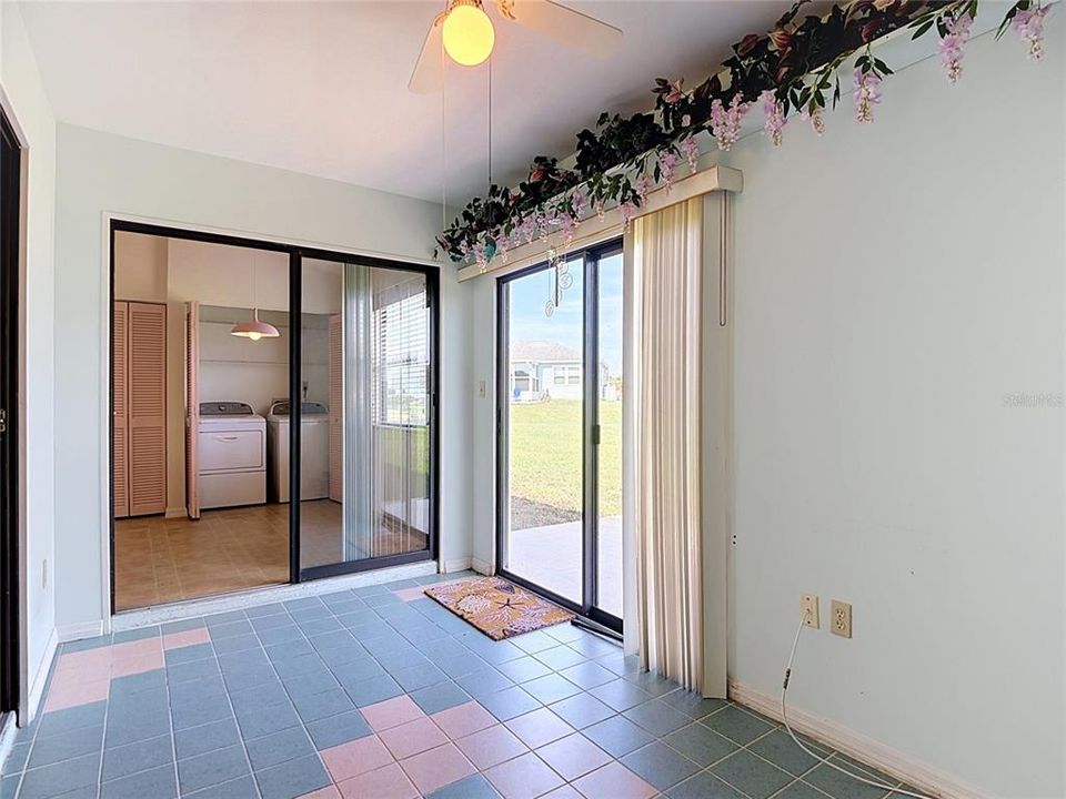 En Venta: $248,000 (2 camas, 2 baños, 1135 Pies cuadrados)