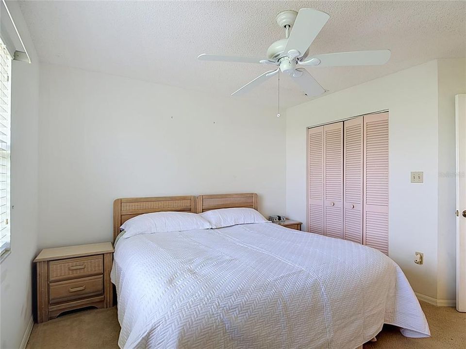 En Venta: $248,000 (2 camas, 2 baños, 1135 Pies cuadrados)