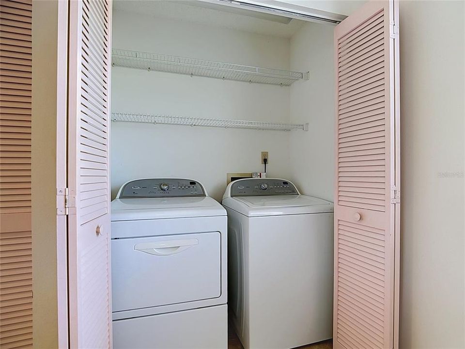 En Venta: $248,000 (2 camas, 2 baños, 1135 Pies cuadrados)