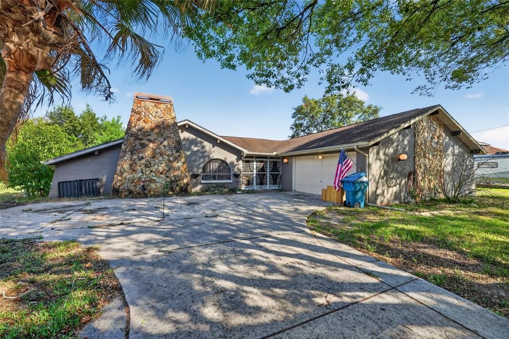 En Venta: $329,900 (4 camas, 2 baños, 2326 Pies cuadrados)