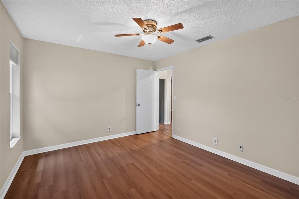 En Venta: $325,000 (2 camas, 2 baños, 1148 Pies cuadrados)