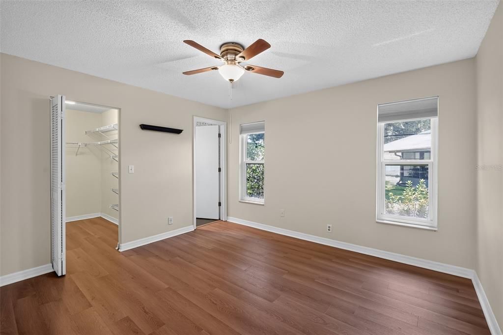 En Venta: $325,000 (2 camas, 2 baños, 1148 Pies cuadrados)