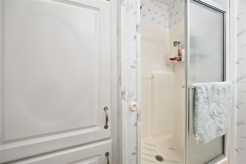 На продажу: $219,999 (2 спален, 2 ванн, 960 Квадратных фут)