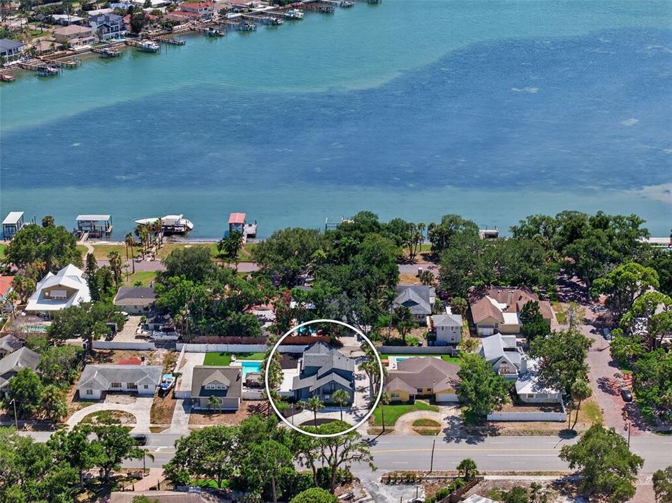 En Venta: $1,259,000 (5 camas, 4 baños, 3230 Pies cuadrados)
