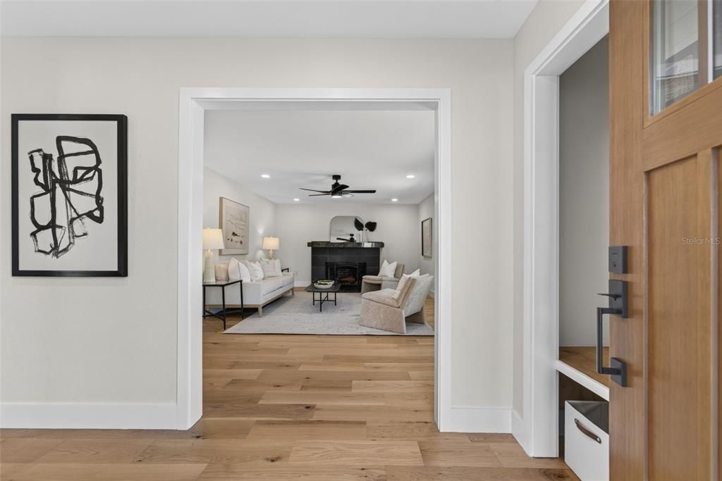 En Venta: $1,259,000 (5 camas, 4 baños, 3230 Pies cuadrados)