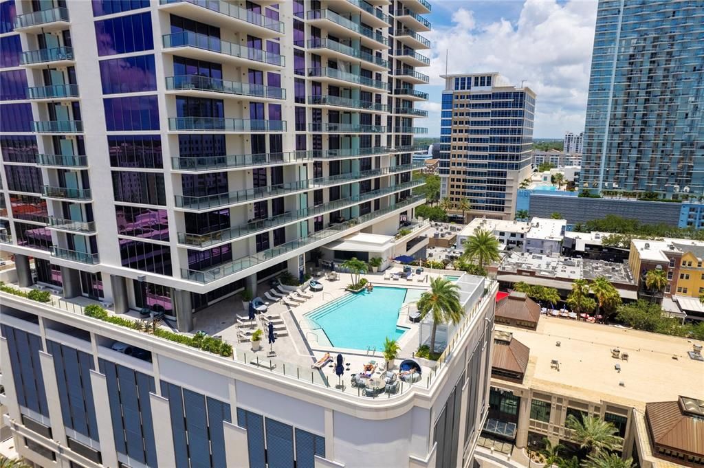 For Rent: $5,500 (2 beds, 2 baths, 1339 Square Feet)