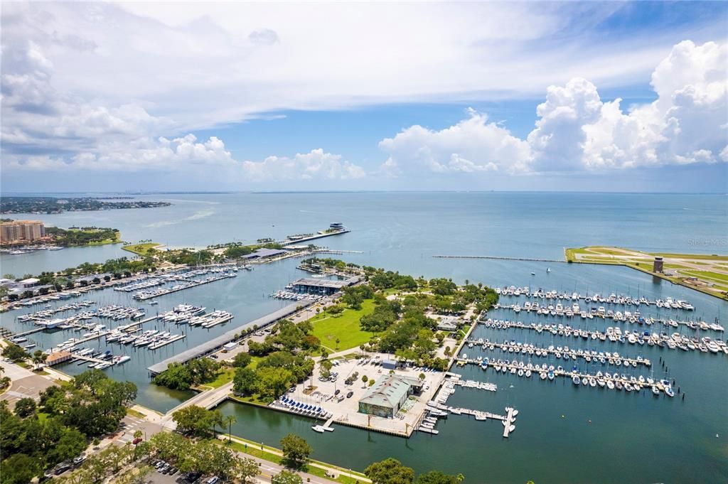 For Rent: $5,500 (2 beds, 2 baths, 1339 Square Feet)