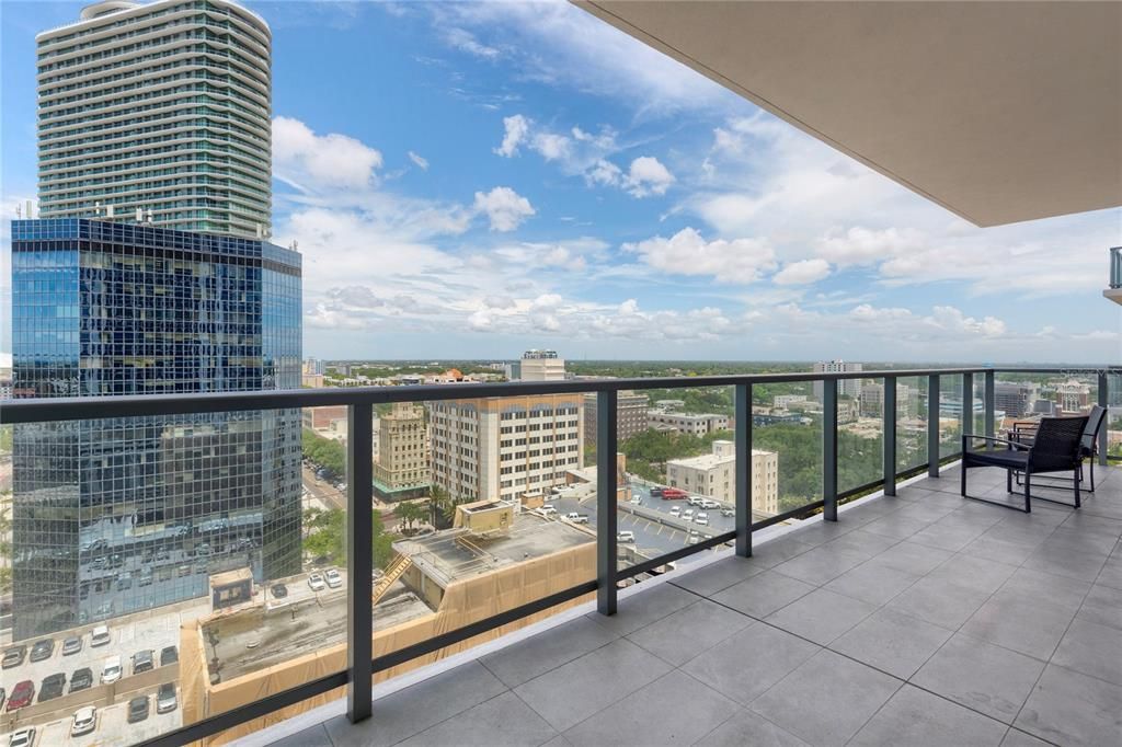For Rent: $5,500 (2 beds, 2 baths, 1339 Square Feet)
