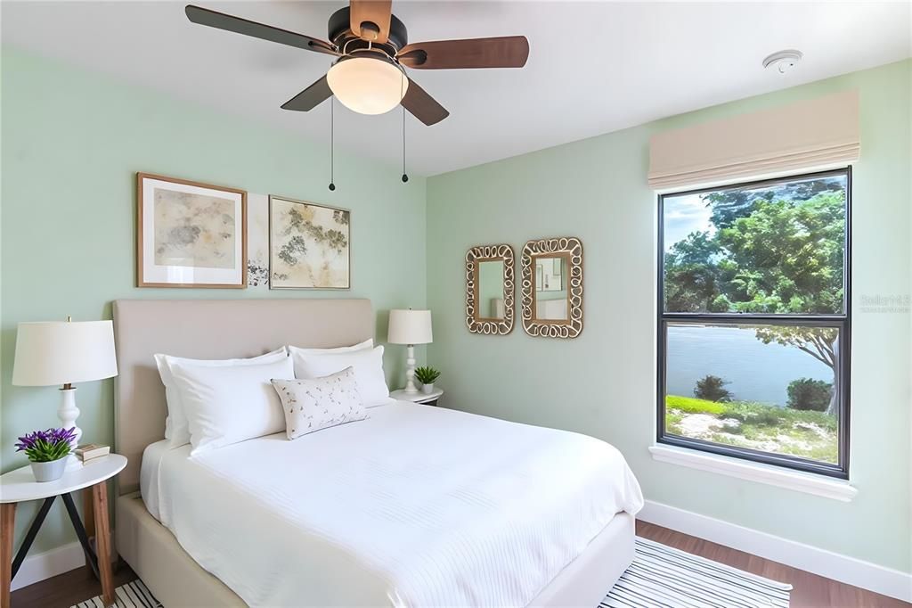 Activo con contrato: $269,500 (3 camas, 2 baños, 1606 Pies cuadrados)