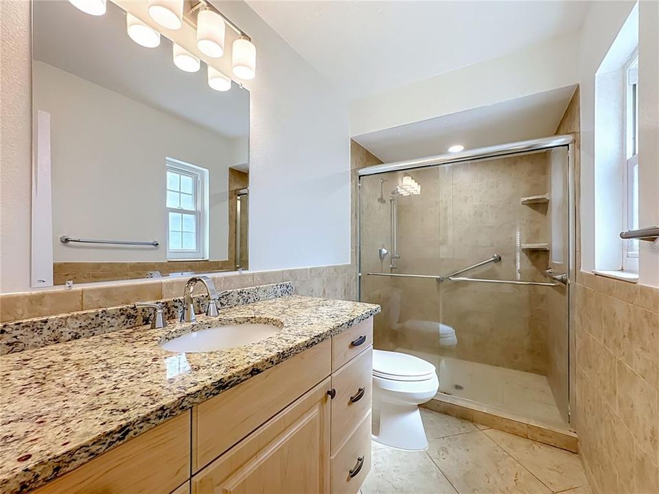 En Venta: $649,999 (3 camas, 2 baños, 1814 Pies cuadrados)