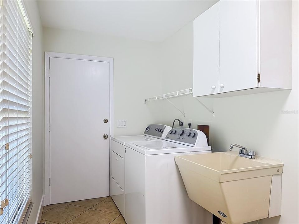 En Venta: $649,999 (3 camas, 2 baños, 1814 Pies cuadrados)