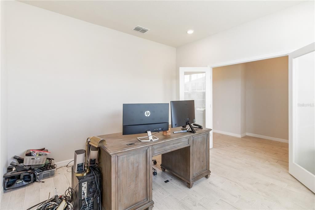 В аренду: $3,200 (5 спален, 3 ванн, 2904 Квадратных фут)