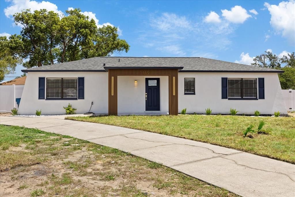En Venta: $369,900 (3 camas, 2 baños, 1467 Pies cuadrados)