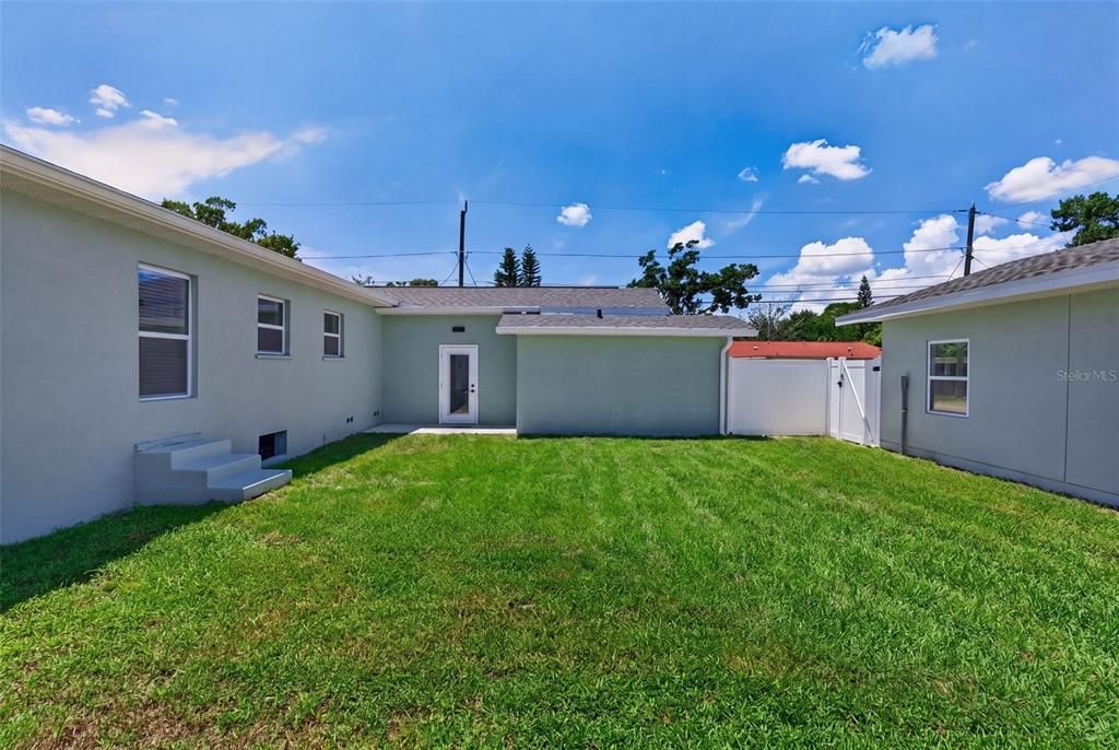 En Venta: $659,000 (4 camas, 3 baños, 1963 Pies cuadrados)