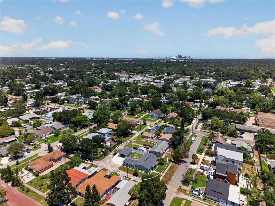 En Venta: $659,000 (4 camas, 3 baños, 1963 Pies cuadrados)