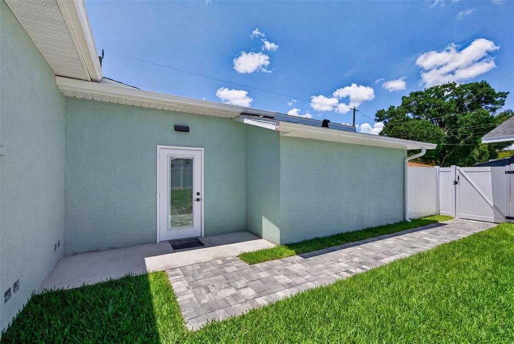 En Venta: $659,000 (4 camas, 3 baños, 1963 Pies cuadrados)