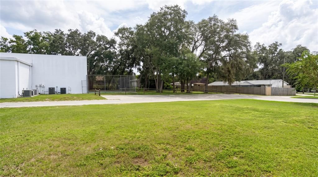 For Sale: $29,400 (0 beds, 0 baths, 1300 Square Feet)