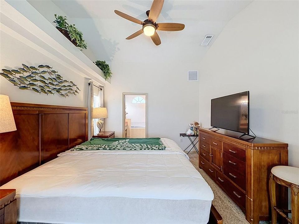 For Sale: $385,000 (3 beds, 2 baths, 1508 Square Feet)