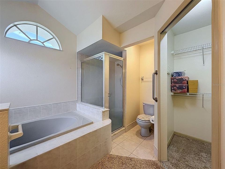 For Sale: $385,000 (3 beds, 2 baths, 1508 Square Feet)
