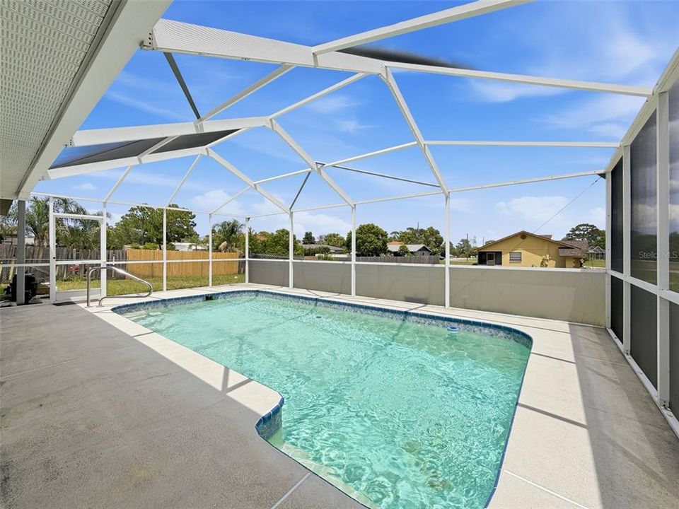 For Sale: $385,000 (3 beds, 2 baths, 1508 Square Feet)