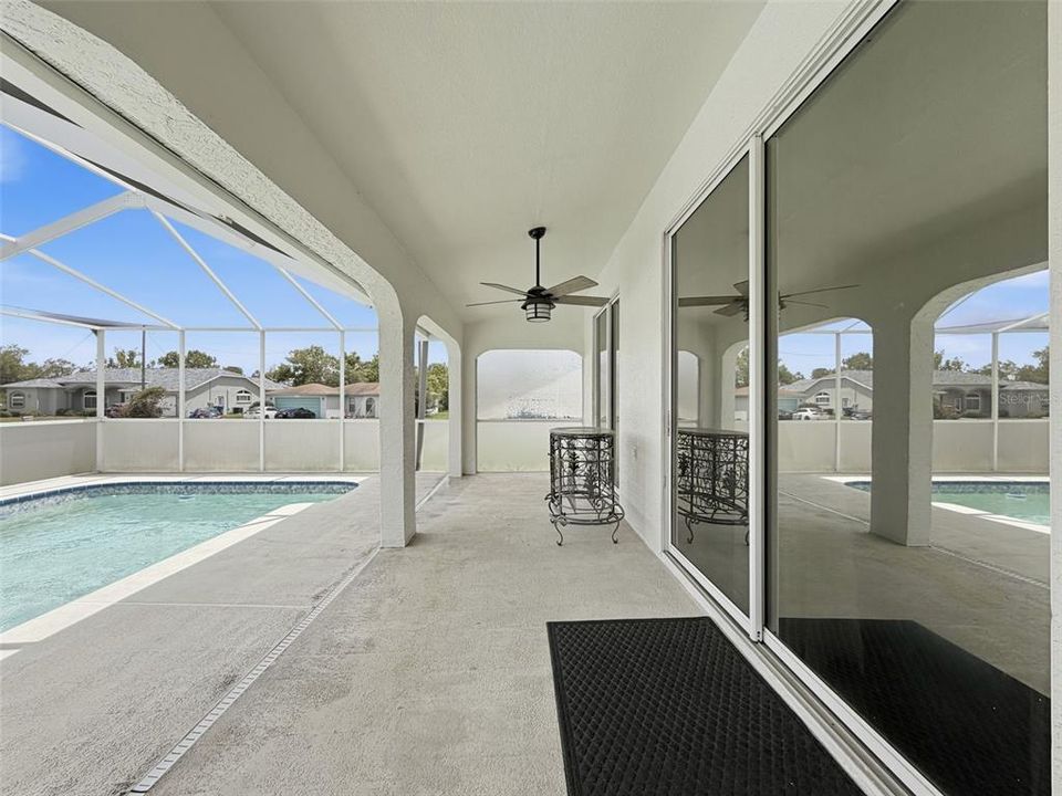 For Sale: $385,000 (3 beds, 2 baths, 1508 Square Feet)