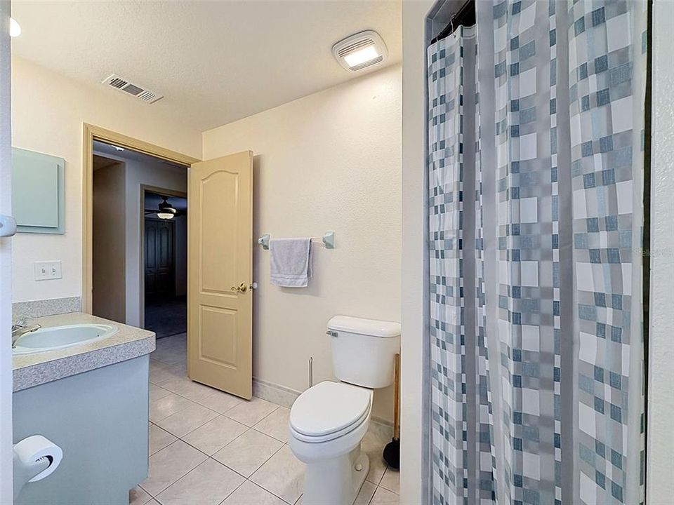For Sale: $385,000 (3 beds, 2 baths, 1508 Square Feet)
