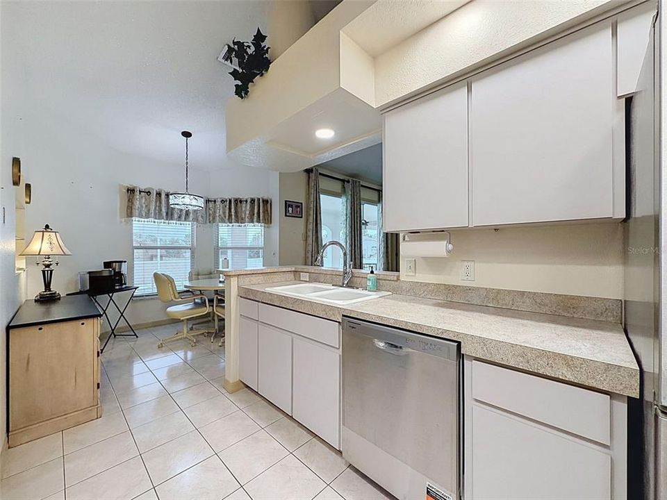 For Sale: $385,000 (3 beds, 2 baths, 1508 Square Feet)