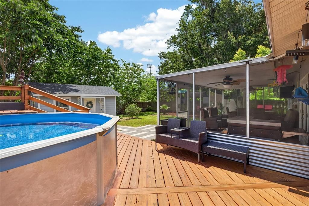 На продажу: $299,900 (3 спален, 2 ванн, 1378 Квадратных фут)