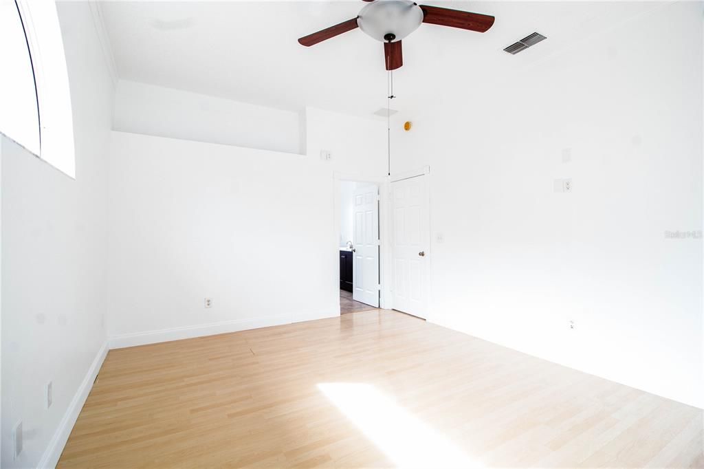 В аренду: $2,900 (4 спален, 2 ванн, 2157 Квадратных фут)