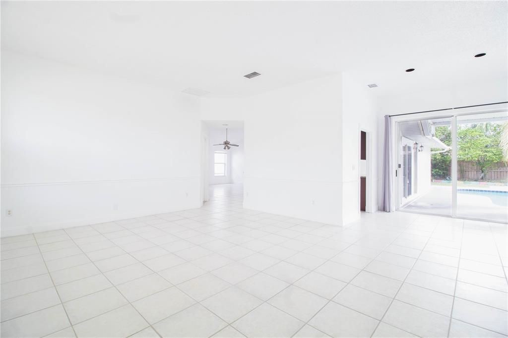 В аренду: $2,900 (4 спален, 2 ванн, 2157 Квадратных фут)