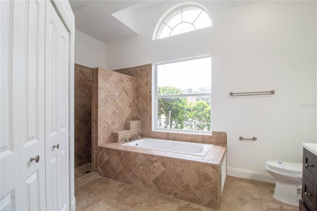 В аренду: $2,900 (4 спален, 2 ванн, 2157 Квадратных фут)