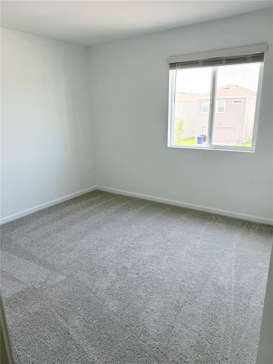 For Rent: $2,360 (3 beds, 2 baths, 1823 Square Feet)