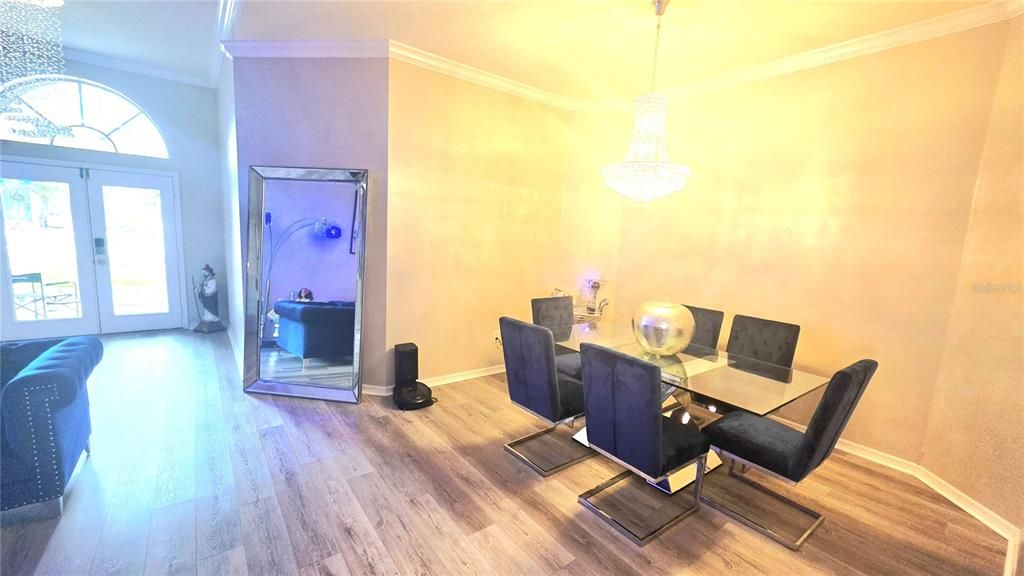 На продажу: $699,999 (4 спален, 3 ванн, 2345 Квадратных фут)
