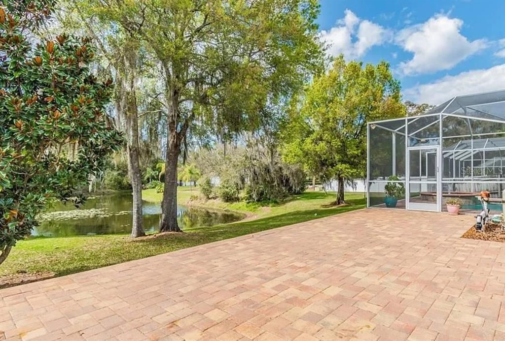 На продажу: $699,999 (4 спален, 3 ванн, 2345 Квадратных фут)