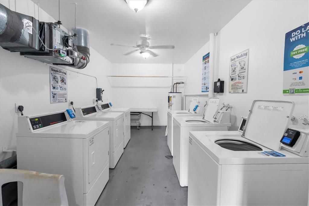 For Sale: $169,000 (2 beds, 2 baths, 1100 Square Feet)