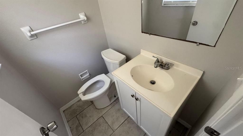 В аренду: $1,850 (3 спален, 1 ванн, 950 Квадратных фут)