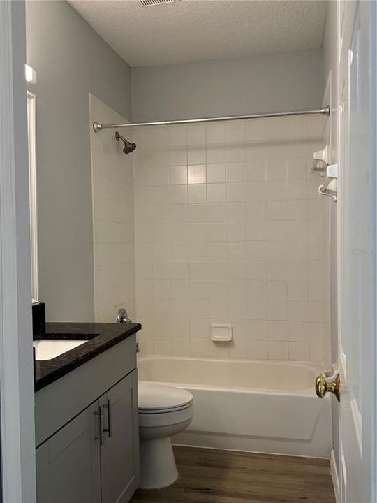 В аренду: $2,975 (4 спален, 2 ванн, 1540 Квадратных фут)