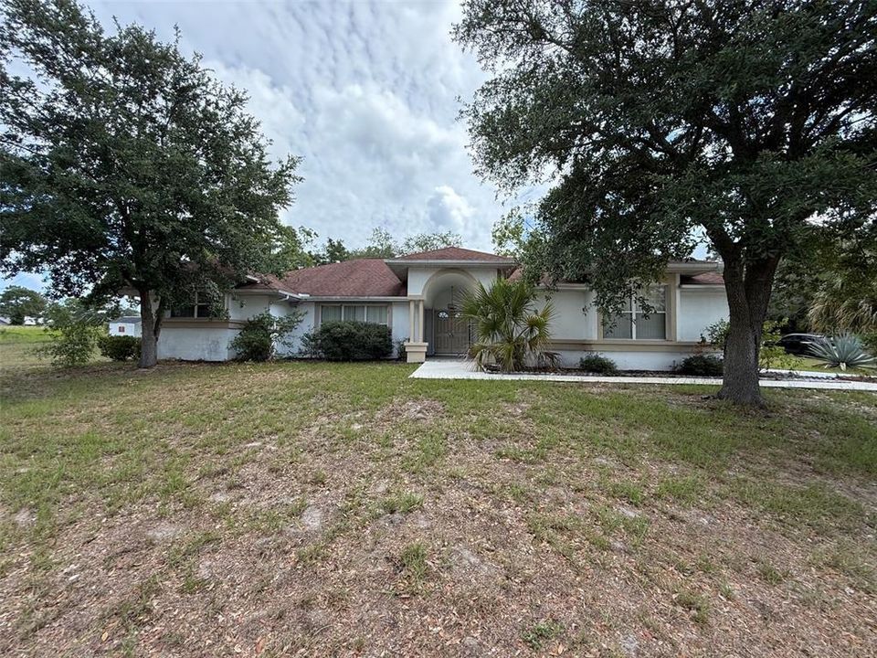 En Venta: $329,900 (3 camas, 2 baños, 2100 Pies cuadrados)
